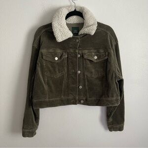 Women's Wild fable olive green cropped corduroy jacket size large